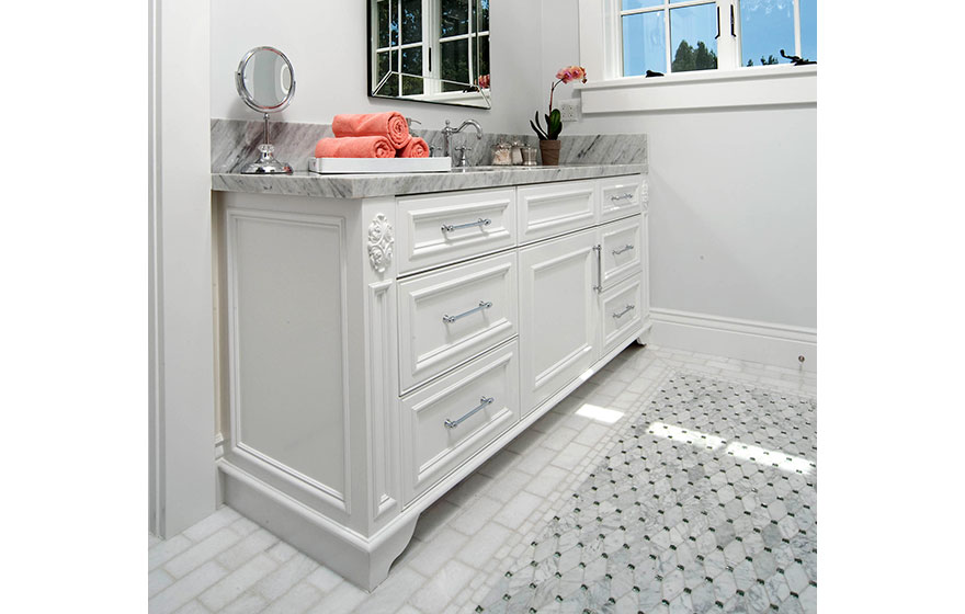 An elegant and romantic bathroom featuring bright white paint allows the natural light to showcase the Berrington 3/4" (391) Door. 