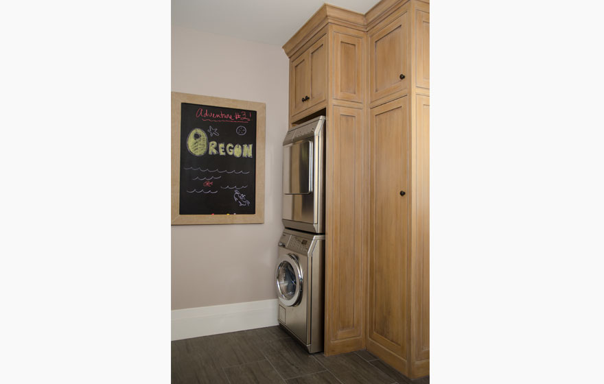 Rift White Oak Laundry - 10284